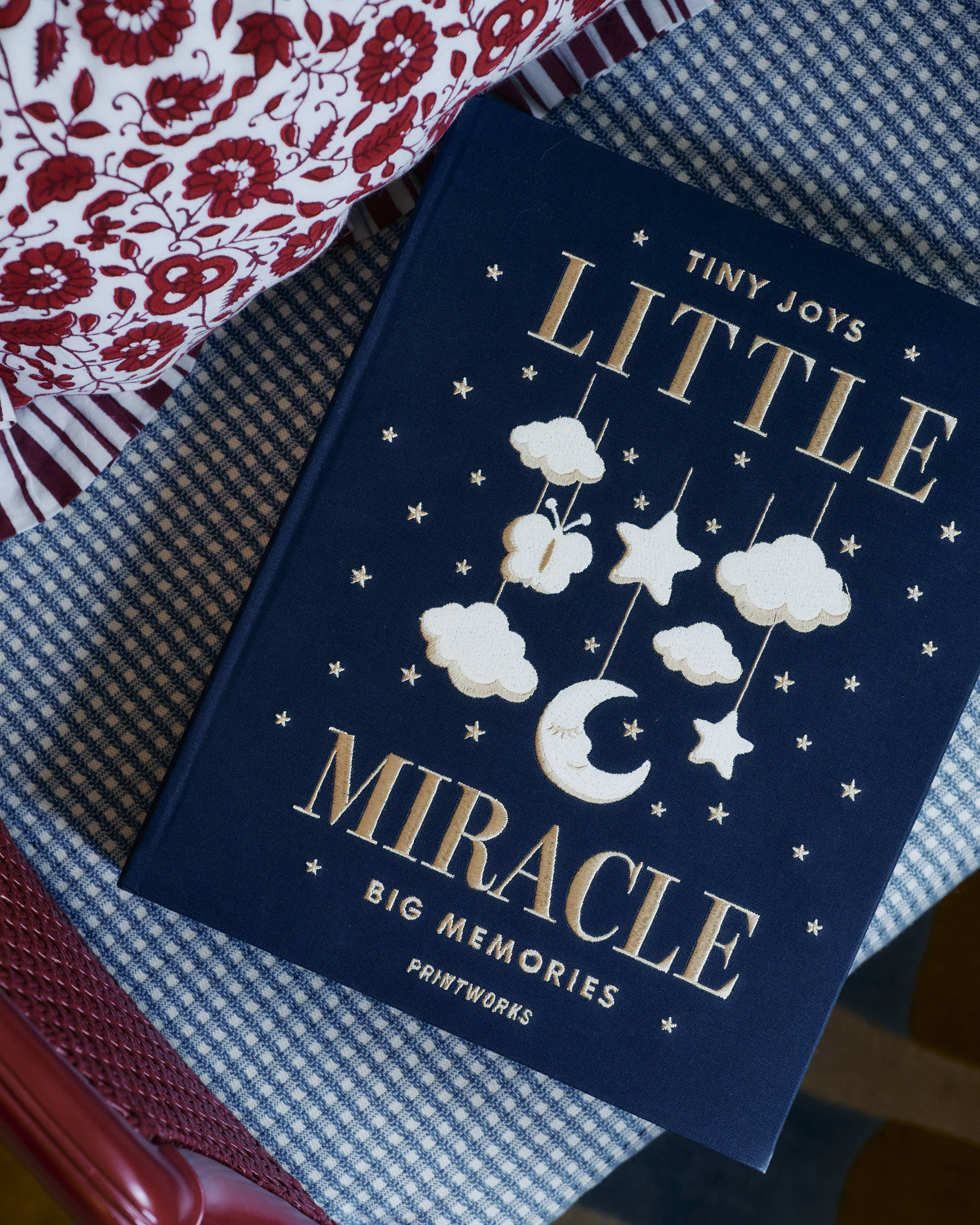 Little Miracle, Embroidered