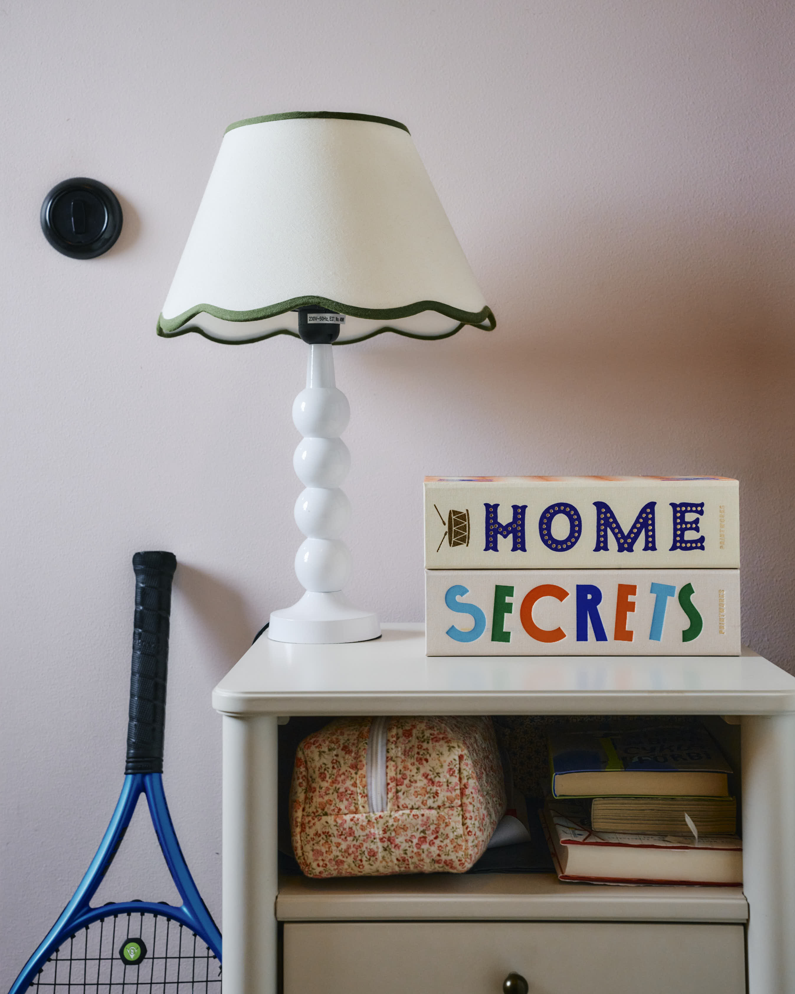 Secrets, Junior