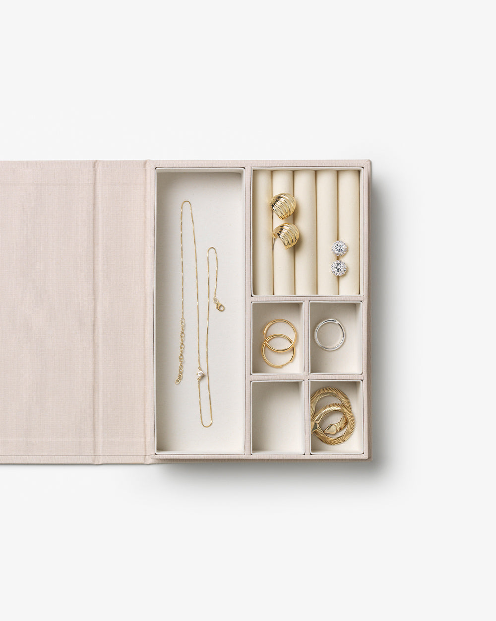 A Girls Best Friend, Beige