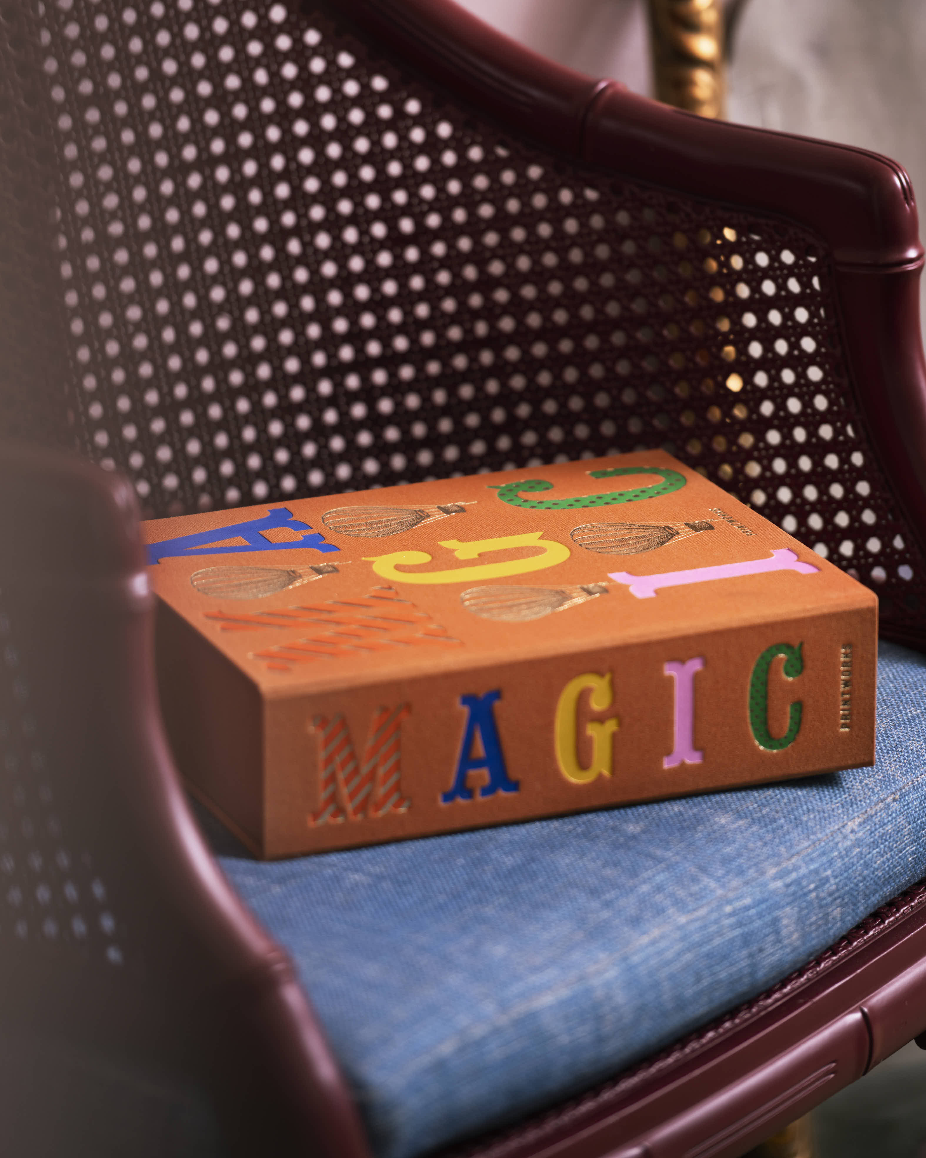 Magic, Junior